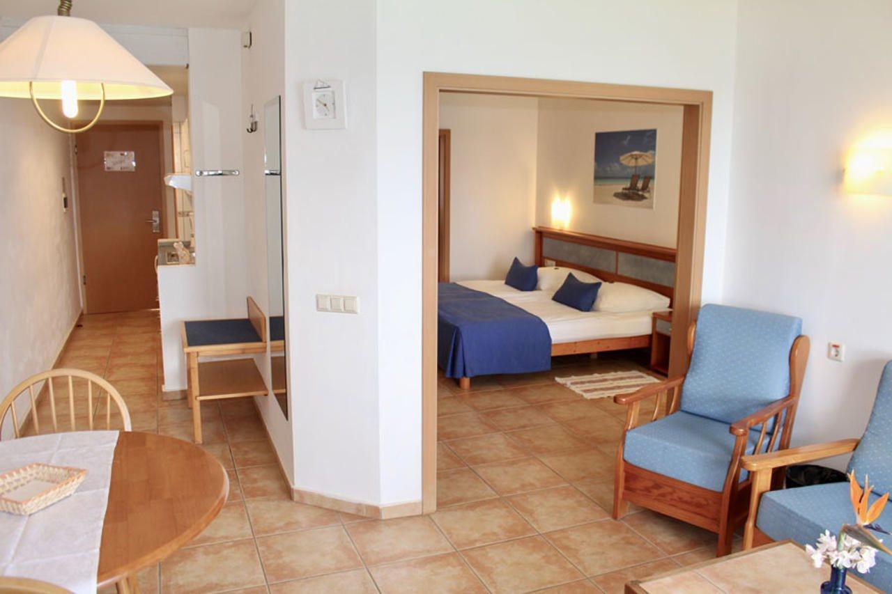 Suite Hotel Marina Playa Esquinzo Esterno foto